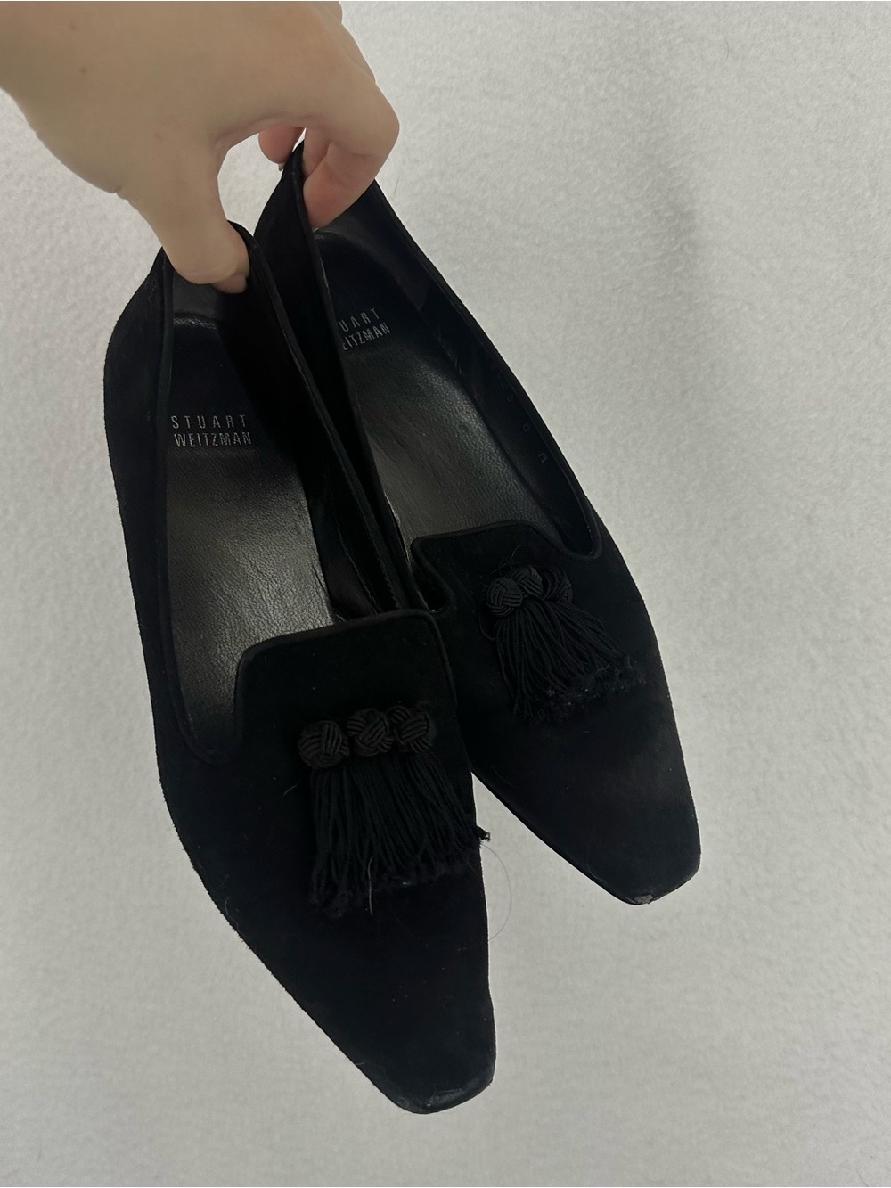 Stuart Weitzman Tasstrio Suede Tassel Loafer Women’s 8 Black
